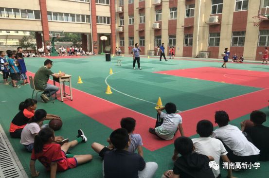 少儿篮球比赛_少儿篮球技巧比赛_篮球技巧赛少儿